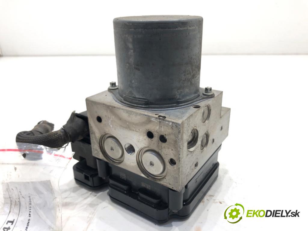 BMW F11 Kombi 2015 230 kW 535 d xDrive 2993 pumpa ABS 6868339 (Pumpa ABS)