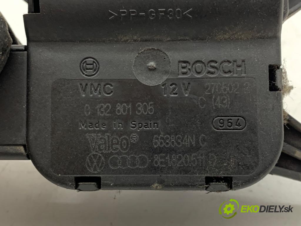 AUDI A4 B6 Kombi 2002 96 kW 1.9 TDI 1896 Motor kúrenia 8E1820511D