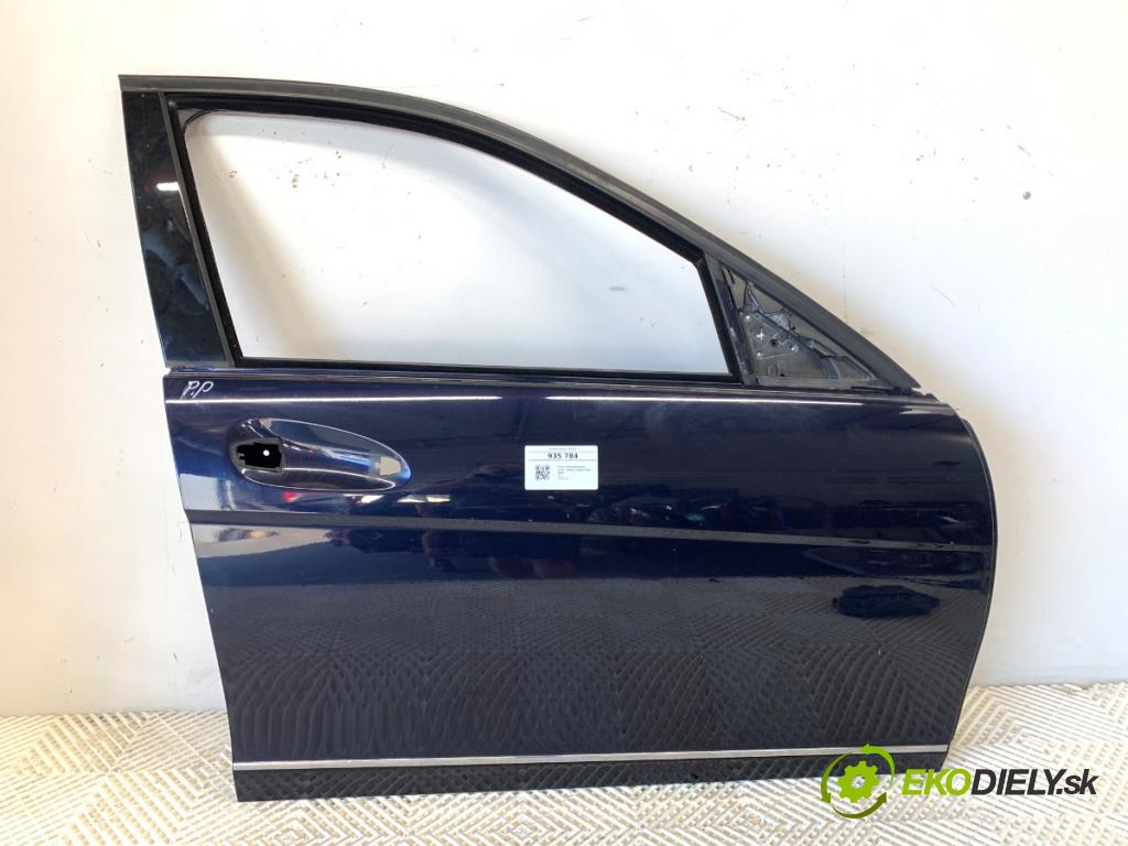 MERCEDES-BENZ W204 sedan 2007 170 kW C 280 (204.054) 2996 dveře pravý přední část 