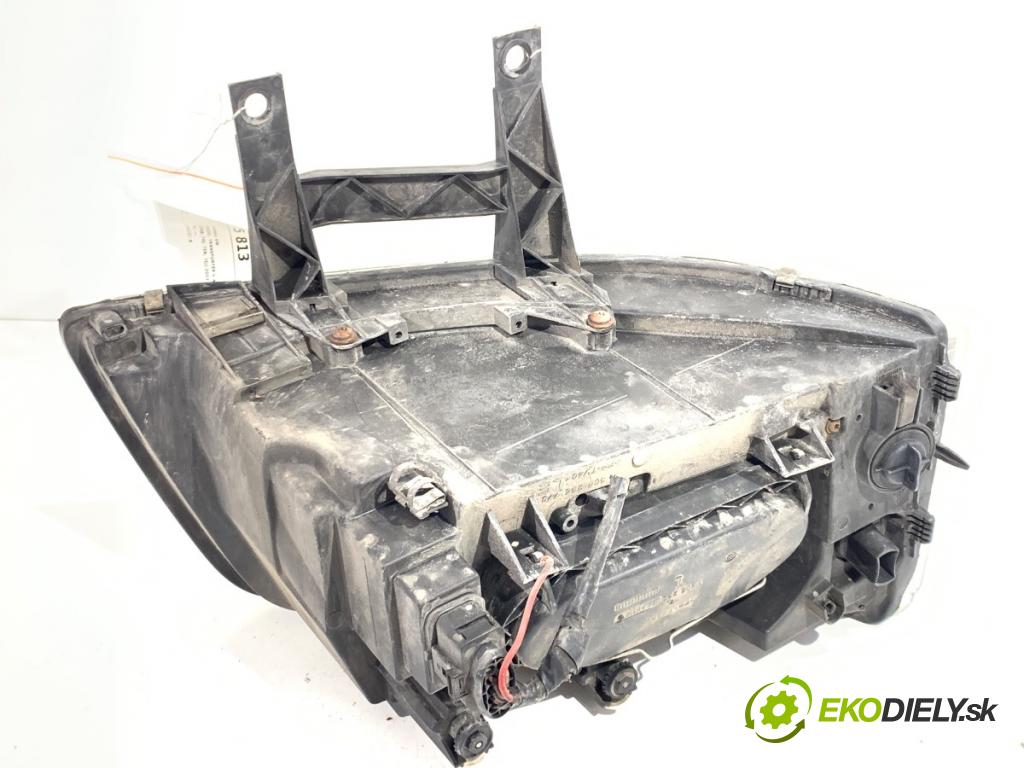 VW TRANSPORTER T5 Autobus 2009 96 kW 2.5 TDI 2461 světlomet levý přední část 7H1941015L