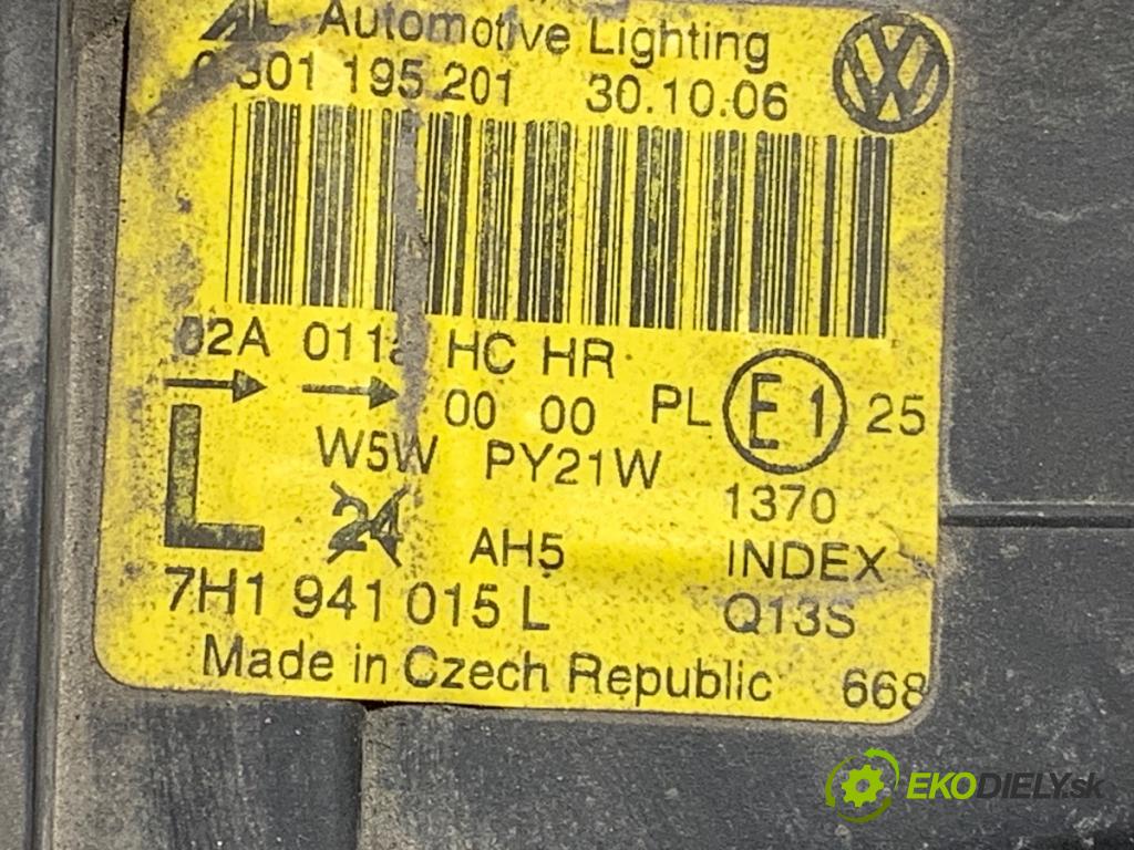 VW TRANSPORTER T5 Autobus 2009 96 kW 2.5 TDI 2461 světlomet levý přední část 7H1941015L