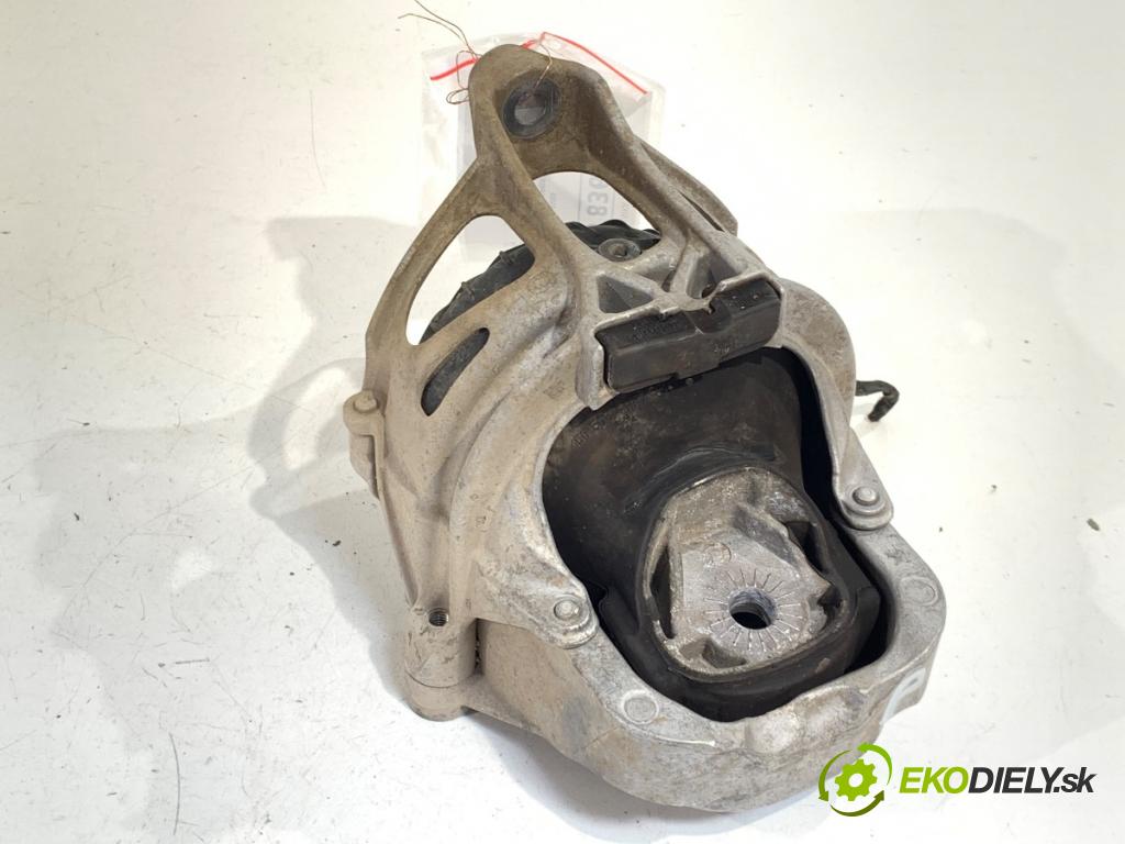 AUDI Q5 FY SUV 2021 195 kW 55 TFSI e quattro 1984 AirBag Motor pravy 4M0199372FP