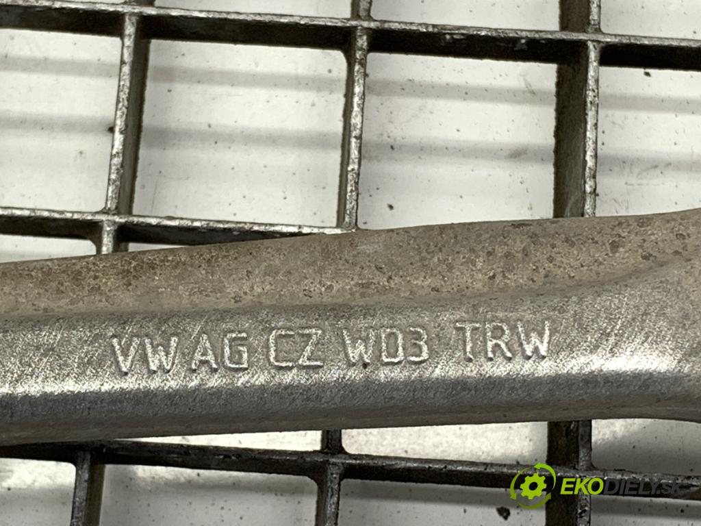 AUDI Q5 FY SUV 2021 195 kW 55 TFSI e quattro 1984 Rameno ľavy predný