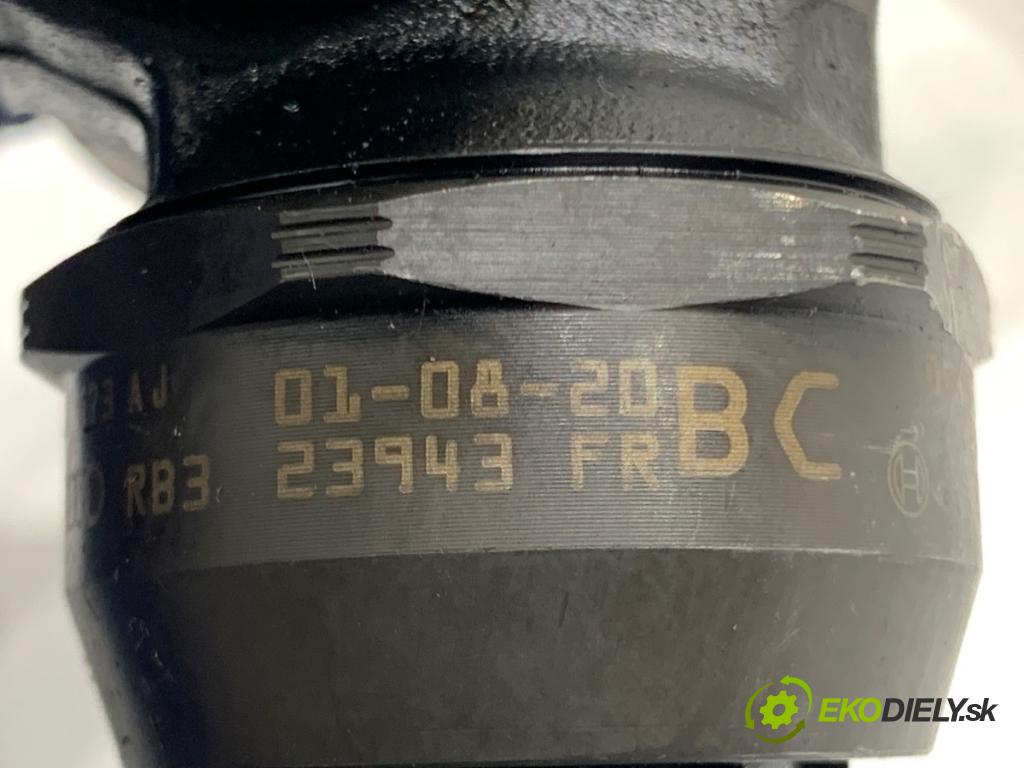 SKODA FABIA I liftback 2001 74 kW 1.9 TDI 1896 Vstrekovač 038130073AJ (Vstrekovač paliva)