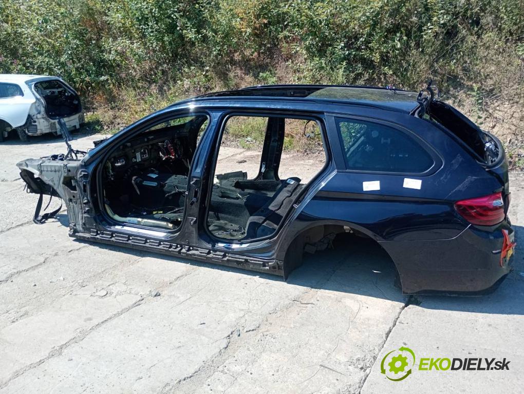 BMW F11 Kombi 2015 230 kW 535 d xDrive 2993 karoséria ČTVRŤÁK: Blatník prah strecha PODŁUŻNICA 