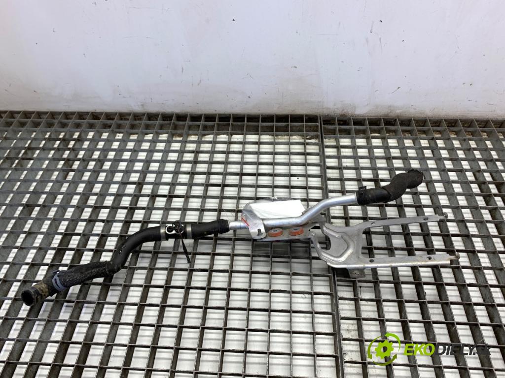 AUDI Q5 FY SUV 2021 195 kW 55 TFSI e quattro 1984 Rúra vody 4G0121140S