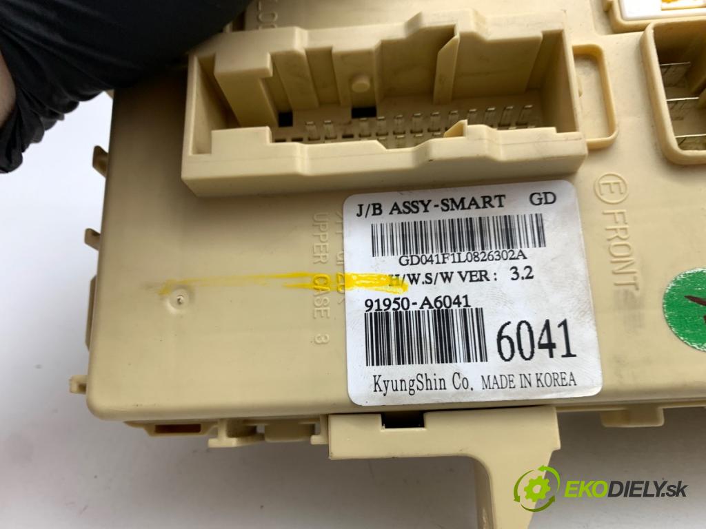 HYUNDAI i30 liftback 2013 81 kW 1.6 CRDi 1582 modul BSI 91950-A6041 (Pojistková skříňka)