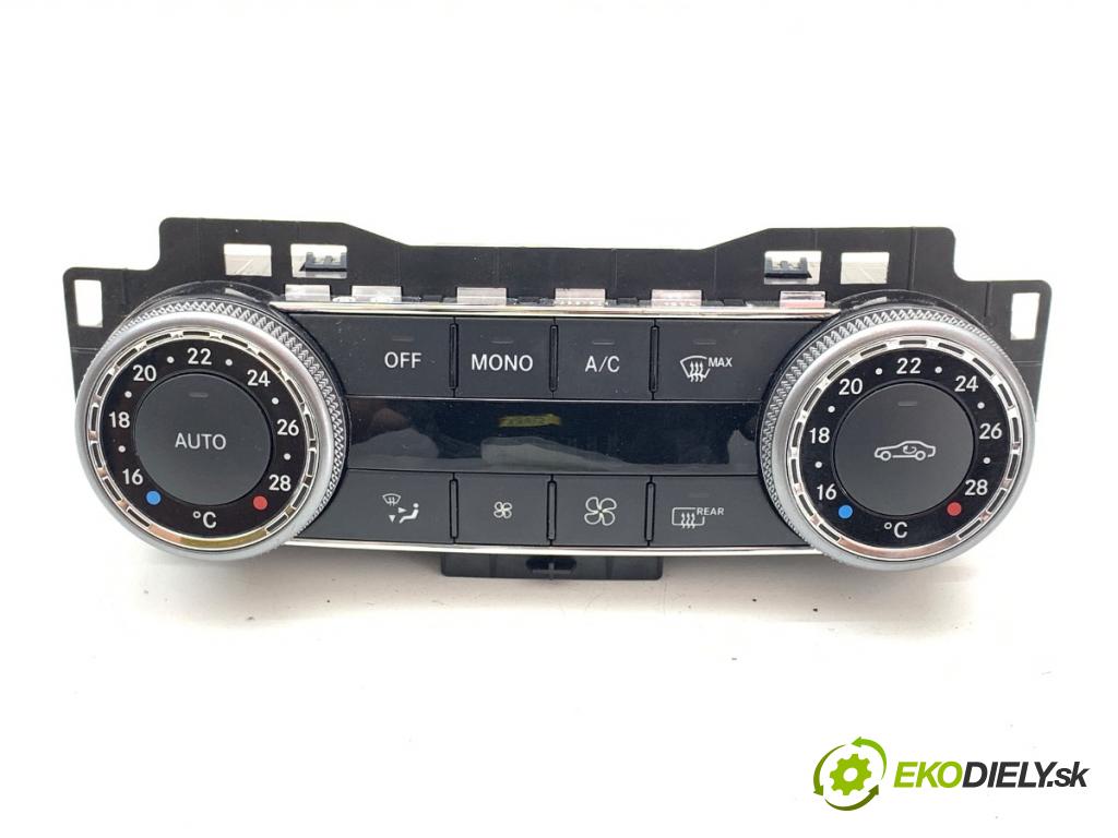 MERCEDES-BENZ W204 sedan 2007 170 kW C 280 (204.054) 2996 Panel ovládaní topení 2048309385 (Páčky pod volantem)