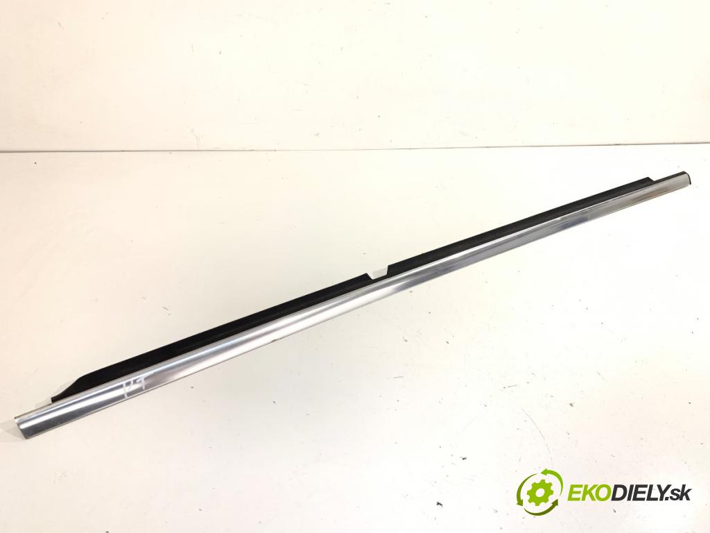 MERCEDES-BENZ W204 sedan 2007 170 kW C 280 (204.054) 2996 Lišta Sbírání: zad pravy 