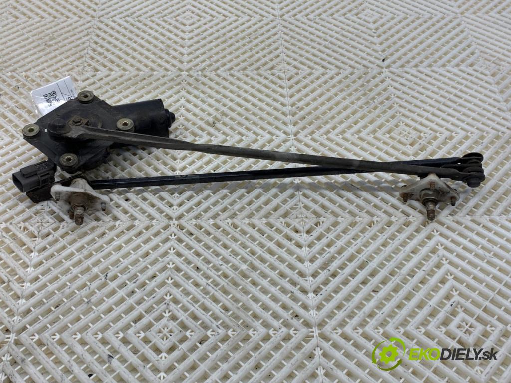 NISSAN TERRANO II samochód terenowy zamknięty 2000 92 kW 2.7 TDi 4WD 2664 Mechanizmus stieračov predný 288100F000 (Motorček stieračov predný)