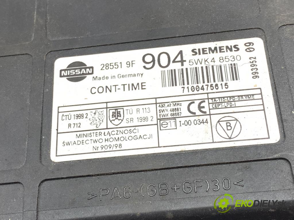 NISSAN TERRANO II samochód terenowy zamknięty 2000 92 kW 2.7 TDi 4WD 2664 skříňka poistková 285519F904 (Pojistková skříňka)