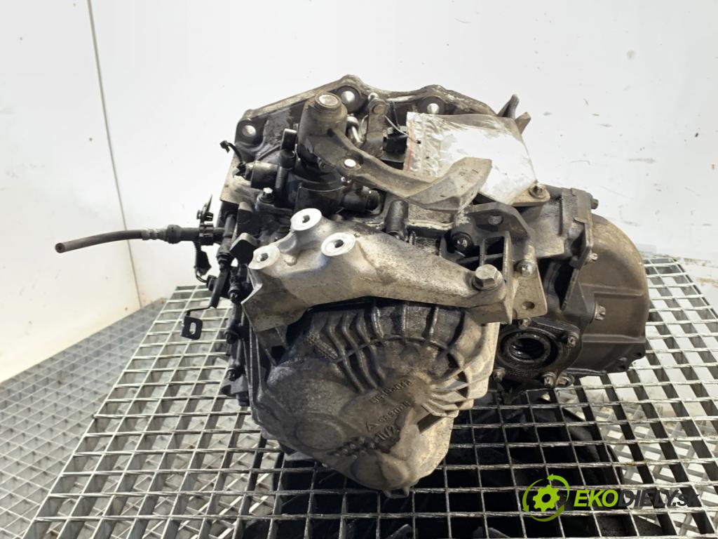 OPEL ASTRA J liftback 2010 81 kW 1.7 CDTI (68) 1686 Prevodovka 55561599 (Prevodovka)