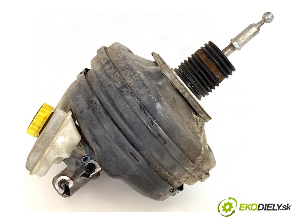 AUDI A4 B6 Kombi 2002 96 kW 1.9 TDI 1896 Posilovač bŕzd 8E0612105M