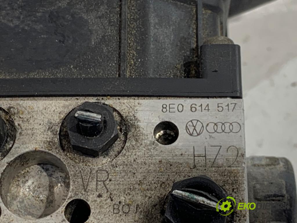 AUDI A4 B6 Kombi 2002 96 kW 1.9 TDI 1896 Pumpa ABS 8E0614517 (Pumpa ABS)