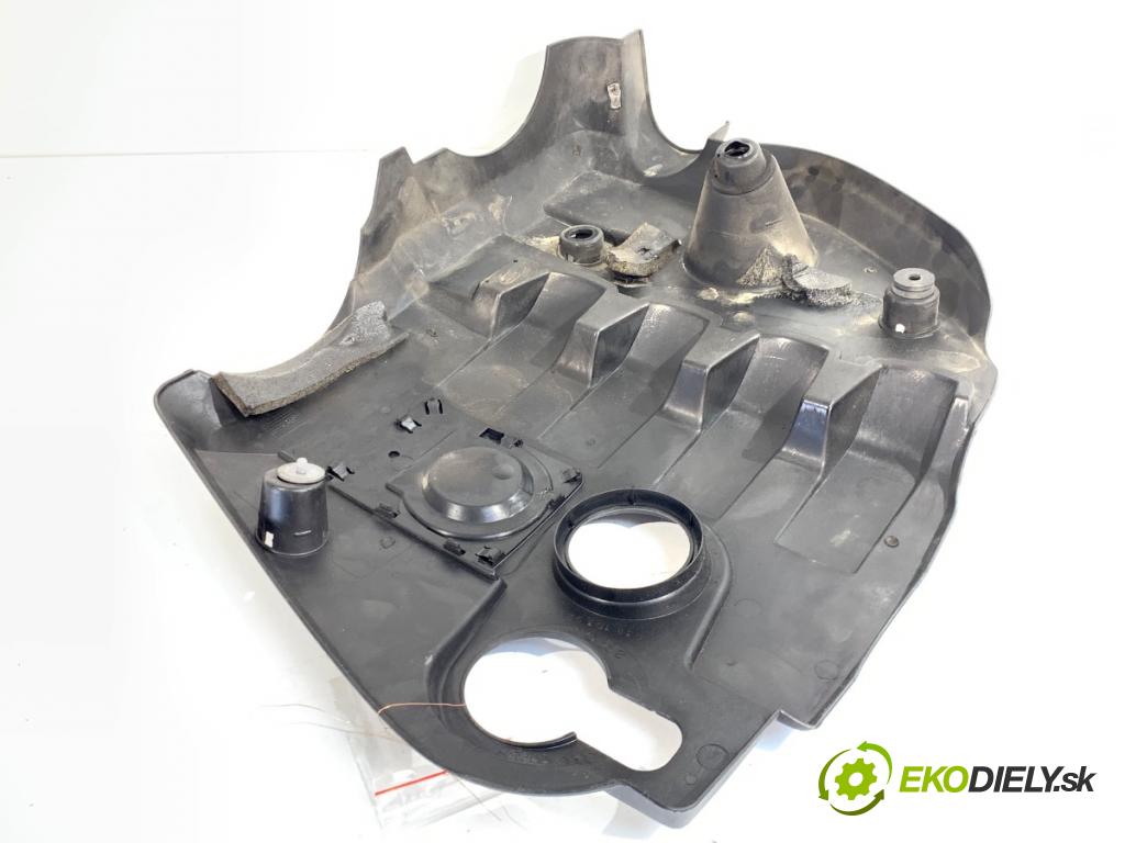 AUDI A4 B6 Kombi 2002 96 kW 1.9 TDI 1896 kryt motora 038103925 (Kryt motoru )