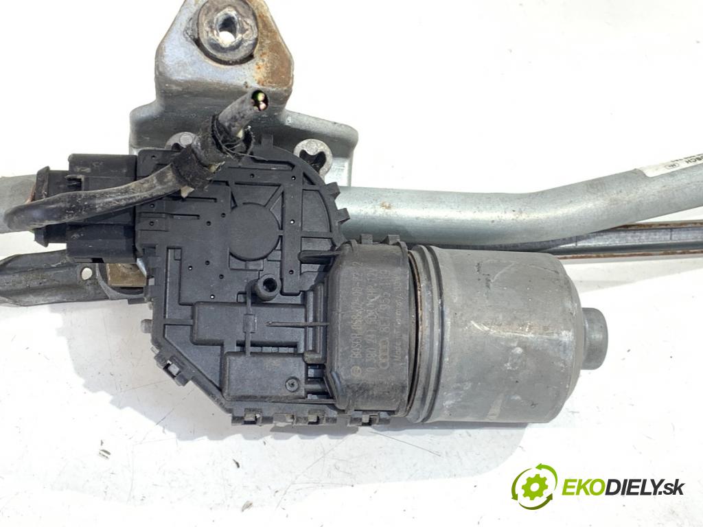 AUDI A4 B6 Kombi 2002 96 kW 1.9 TDI 1896 mechanismus stěračů přední část 8E1955603D (Motorek stěračů přední)