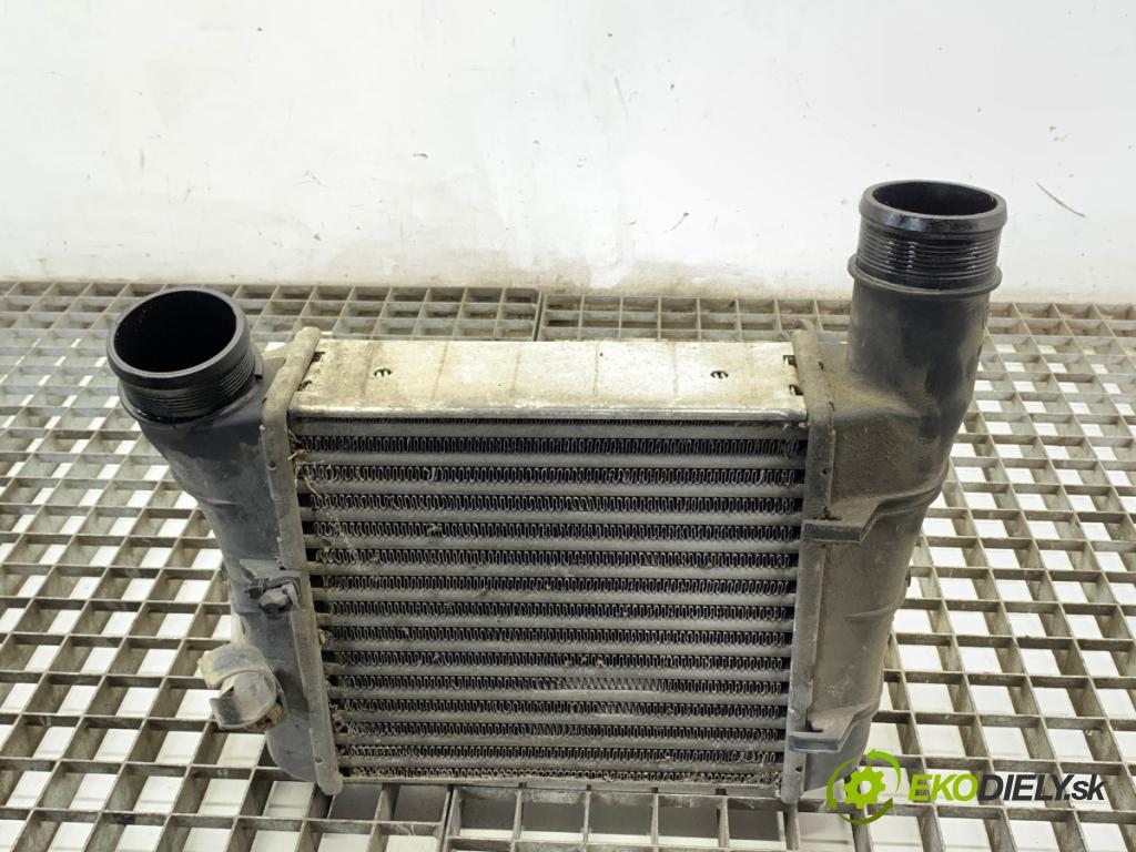 AUDI A4 B6 Kombi 2002 96 kW 1.9 TDI 1896 intercooler 8E0145805S (Intercooler (chladič nasávaného vzduchu))