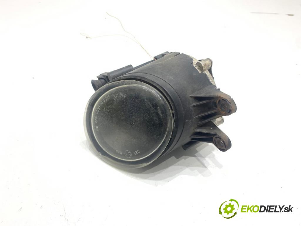 AUDI A4 B6 Kombi 2002 96 kW 1.9 TDI 1896 hmlové svetlo, hmlovka pravý přední část 8E0941700B