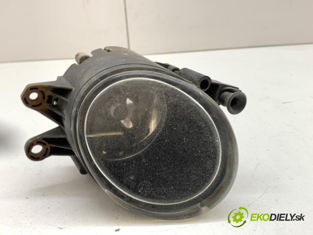 AUDI A4 B6 Kombi 2002 96 kW 1.9 TDI 1896 Hmlové svetlo, hmlovka ľavy predný 8E0941699