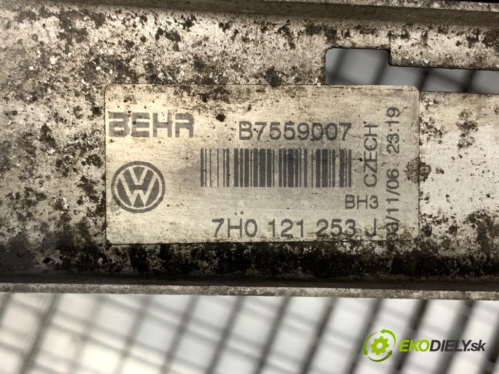 VW TRANSPORTER T5 Autobus 2009 96 kW 2.5 TDI 2461 chladič vody 7H0121253J (Vodní chladič)