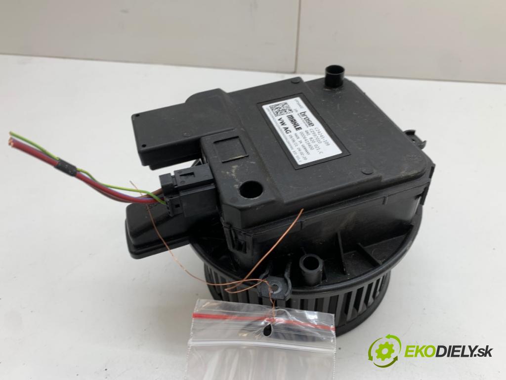 AUDI Q5 FY SUV 2021 195 kW 55 TFSI e quattro 1984 ventilátor kúrenia 4M1820021C