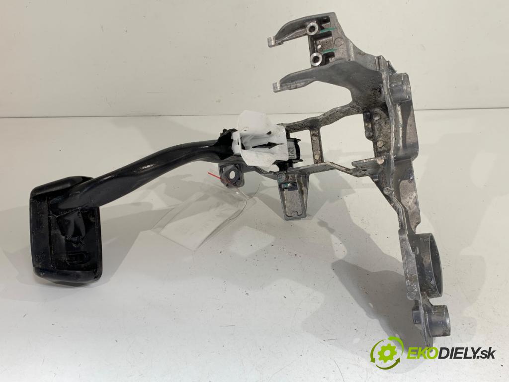 AUDI Q5 FY SUV 2021 195 kW 55 TFSI e quattro 1984 pedal brzdy 80B723117A