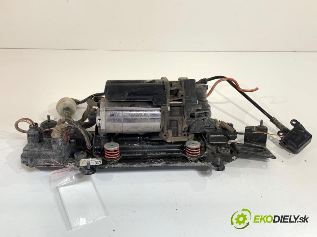 AUDI Q5 FY SUV 2021 195 kW 55 TFSI e quattro 1984 Pumpa nápravy 80A616005F