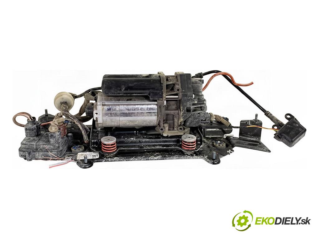 AUDI Q5 FY SUV 2021 195 kW 55 TFSI e quattro 1984 pumpa nápravy 80A616005F