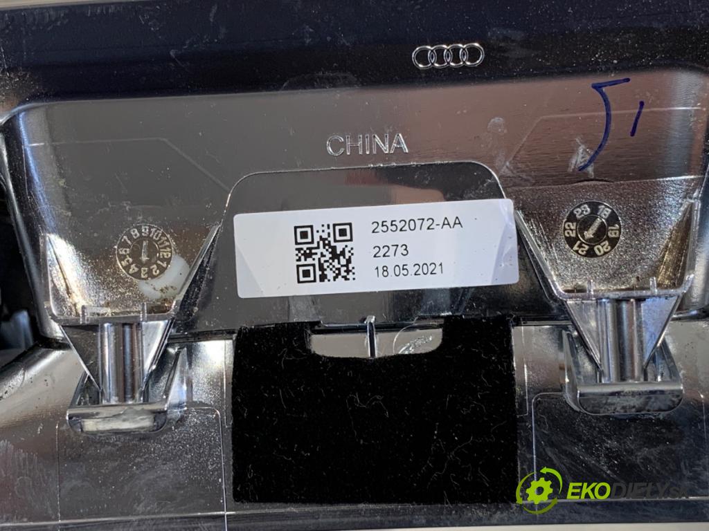 AUDI Q5 FY SUV 2021 195 kW 55 TFSI e quattro 1984 Násada Rámček kryt volantu S-LINE