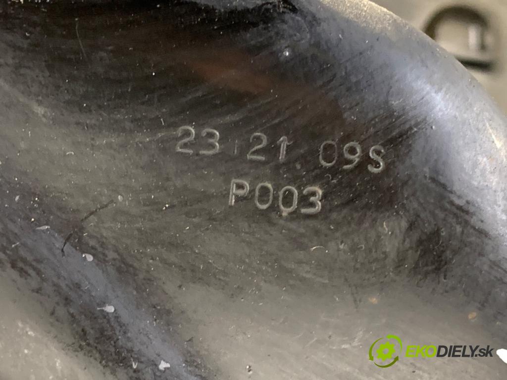 AUDI Q5 FY SUV 2021 195 kW 55 TFSI e quattro 1984 výztuha zadní část 80A505235AM