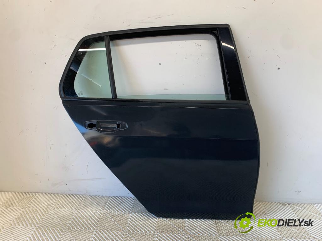 VW GOLF VII liftback 2013 110 kW 2.0 TDI 1968 dveře pravý zadní část 
