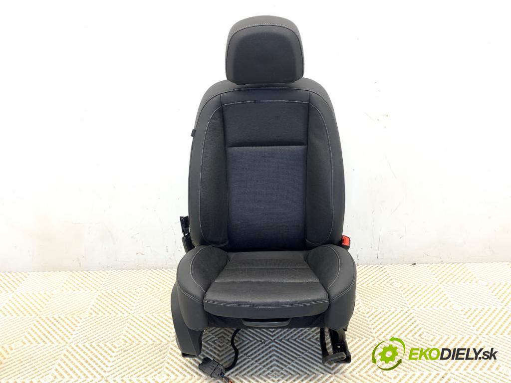 OPEL ZAFIRA C nadwozie wielkoprzestrzenne (MPV) 2019 96 kW 2.0 CDTi (75) 1956 Sedadlo pravy predný 