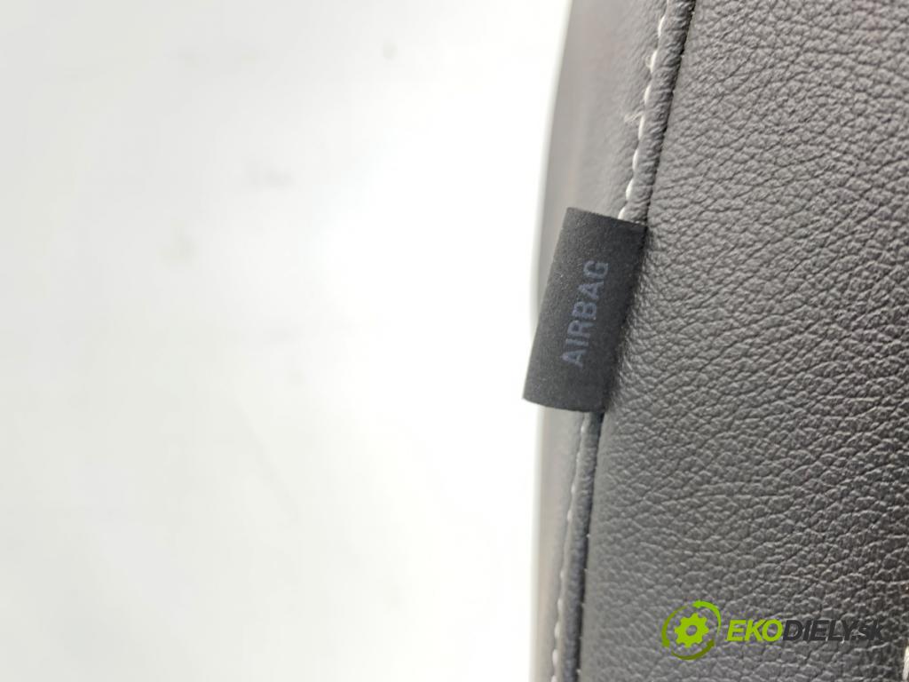 OPEL ZAFIRA C nadwozie wielkoprzestrzenne (MPV) 2019 96 kW 2.0 CDTi (75) 1956 Sedadlo pravy predný