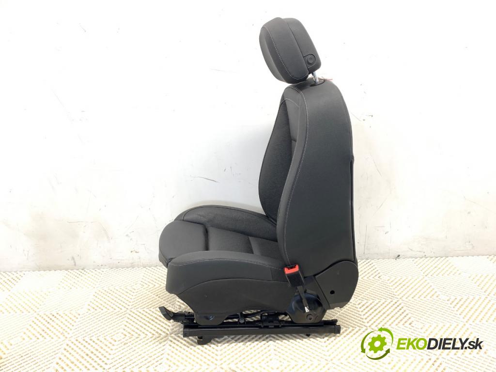 OPEL ZAFIRA C nadwozie wielkoprzestrzenne (MPV) 2019 96 kW 2.0 CDTi (75) 1956 Sedadlo pravy predný