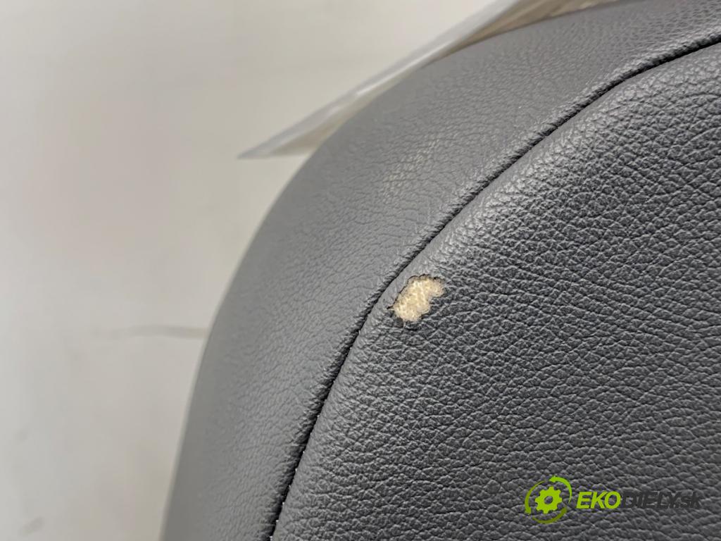 OPEL ZAFIRA C nadwozie wielkoprzestrzenne (MPV) 2019 96 kW 2.0 CDTi (75) 1956 Sedadlo pravy predný