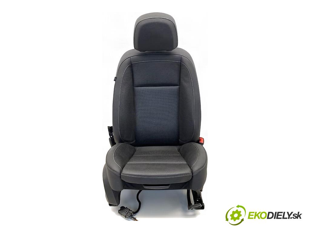 OPEL ZAFIRA C nadwozie wielkoprzestrzenne (MPV) 2019 96 kW 2.0 CDTi (75) 1956 Sedadlo pravy predný