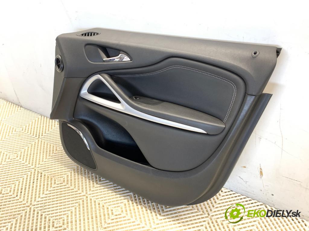 OPEL ZAFIRA C nadwozie wielkoprzestrzenne (MPV) 2019 96 kW 2.0 CDTi (75) 1956 čalúnenie Dvere pravy predný