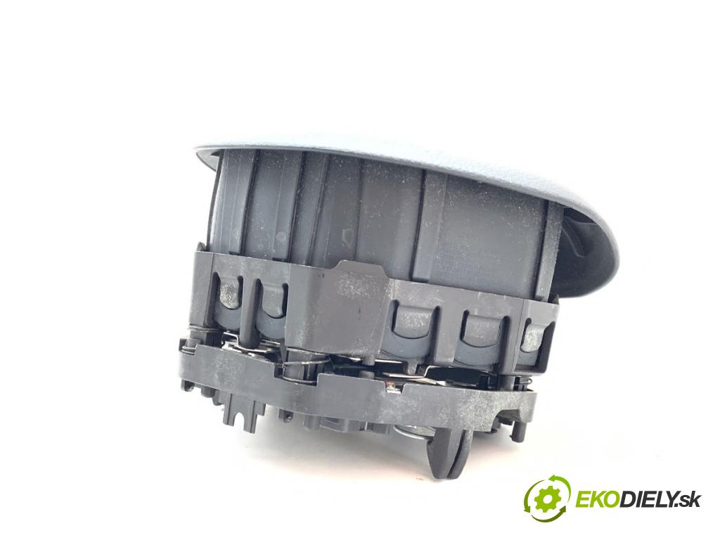 SKODA OCTAVIA III Kombi 2015 110 kW 2.0 TDI 1968 AirBag volantu 5E0880201B (Airbag)
