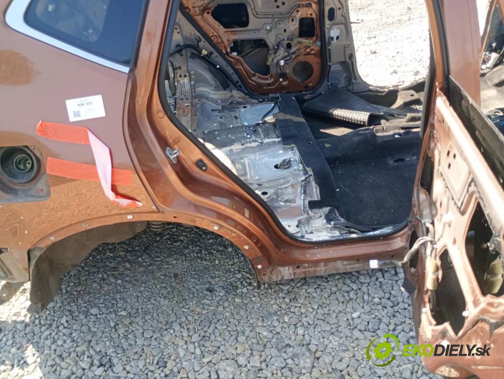NISSAN X-TRAIL T32 SUV 2015 120 kW 1.6 DIG-T (T32) 1618 karoséria ČTVRŤÁK: Blatník prah strecha PODŁUŻNICA