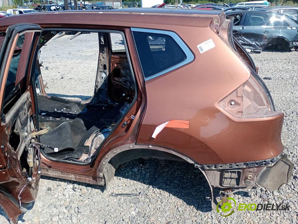 NISSAN X-TRAIL T32 SUV 2015 120 kW 1.6 DIG-T (T32) 1618 karoséria ČTVRŤÁK: Blatník prah strecha PODŁUŻNICA