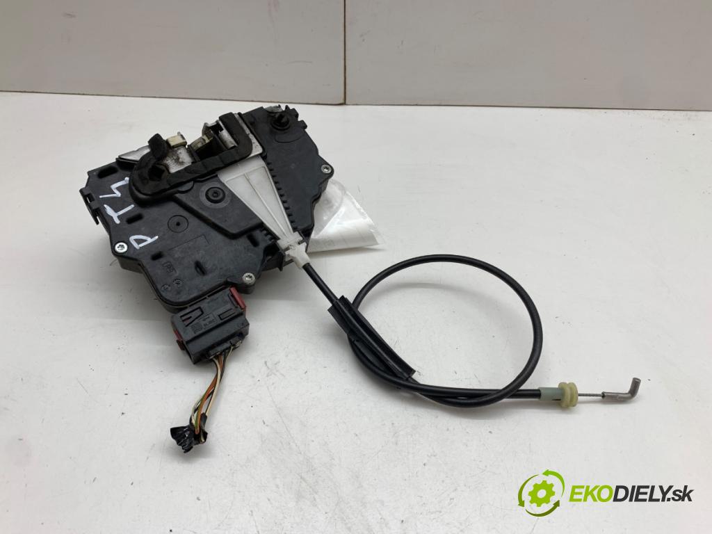 FIAT PUNTO EVO liftback 2010 57 kW 1.4 (199AXB1A) 1368 zámok Dvere pravy zad 51873656