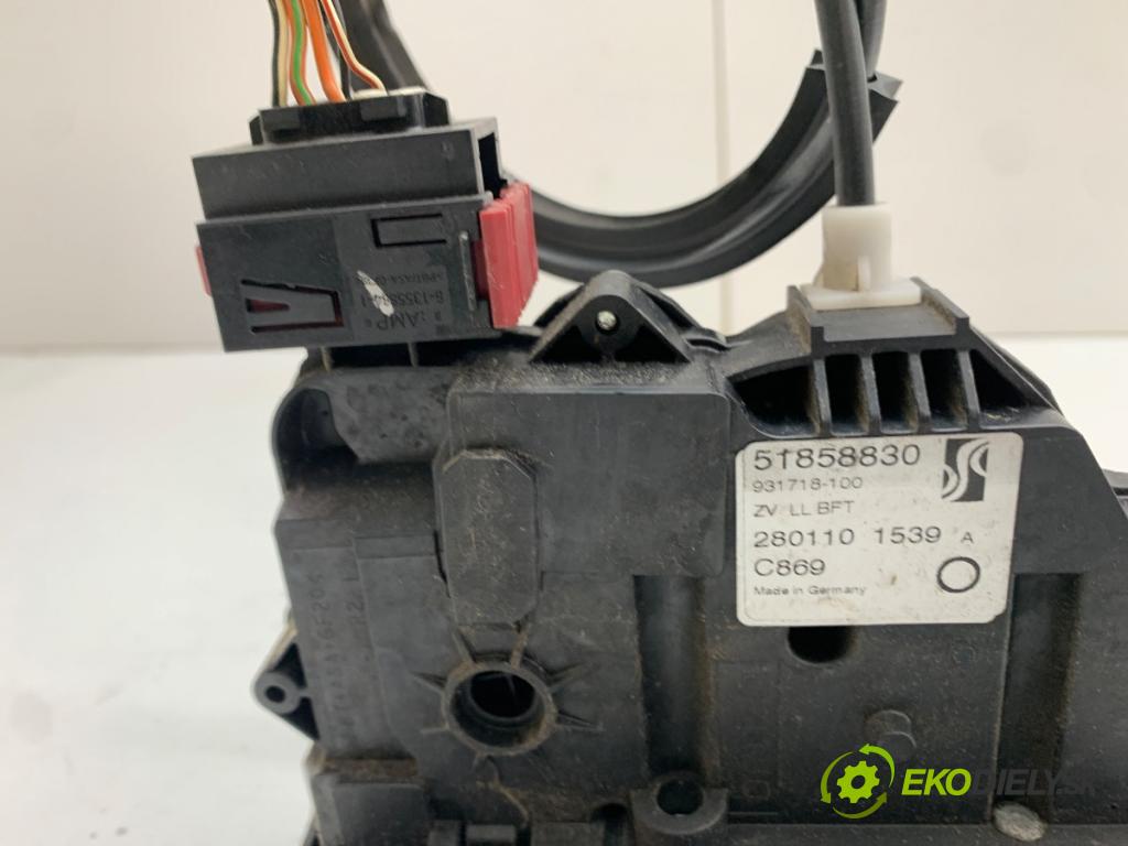 FIAT PUNTO EVO liftback 2010 57 kW 1.4 (199AXB1A) 1368 zámok dveře pravý přední část 51858830