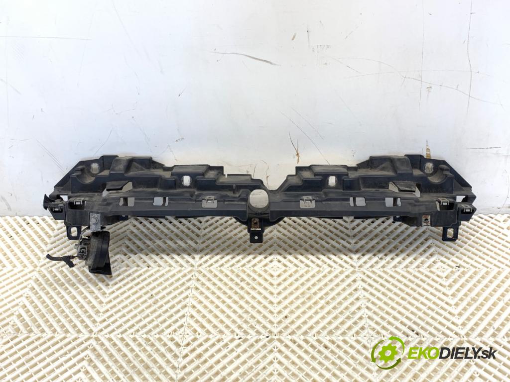 FIAT PUNTO EVO liftback 2010 57 kW 1.4 (199AXB1A) 1368 Výstuha horná  (Výstuha)