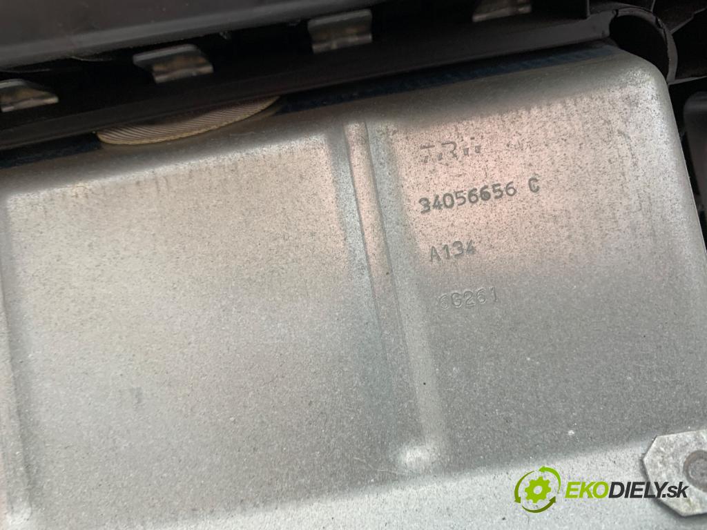 FIAT PUNTO EVO liftback 2010 57 kW 1.4 (199AXB1A) 1368 AirBag koleno: 07355197660