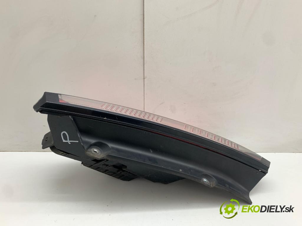FIAT PUNTO EVO liftback 2010 57 kW 1.4 (199AXB1A) 1368 Svetlo pravy zad 518497390
