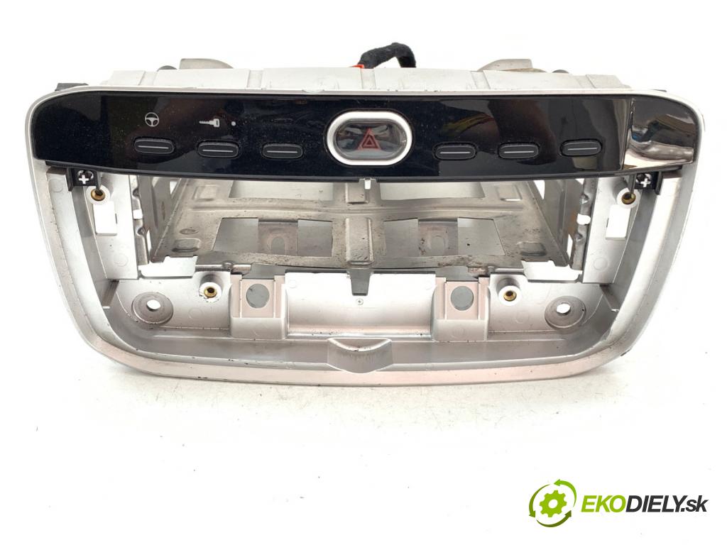 FIAT PUNTO EVO liftback 2010 57 kW 1.4 (199AXB1A) 1368 spínač světel nouzových 61139700 (Páčky pod volantem)