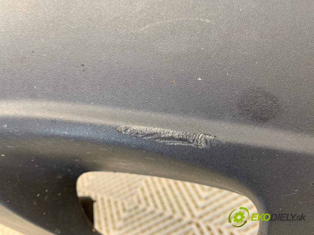 VOLVO XC90 I SUV 2003 154 kW 2.5 T AWD 2497 Nárazník predný (Kľučka dverí ostatné)