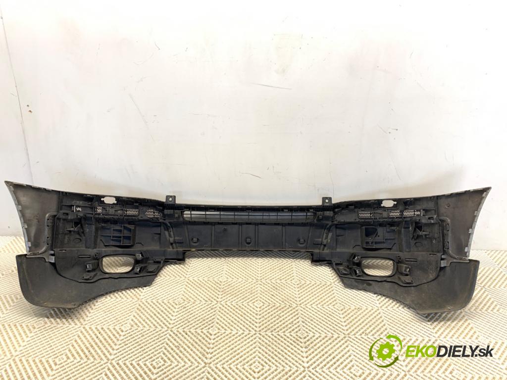 VOLVO XC90 I SUV 2003 154 kW 2.5 T AWD 2497 Nárazník predný (Kľučka dverí ostatné)