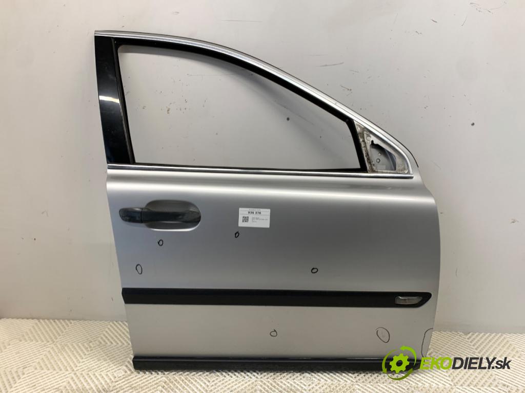VOLVO XC90 I SUV 2003 154 kW 2.5 T AWD 2497 Dvere pravy predný