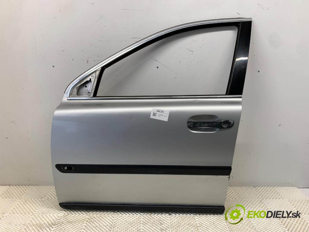 VOLVO XC90 I SUV 2003 154 kW 2.5 T AWD 2497 Dvere ľavy predný 